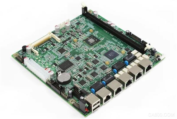 华北工控 以高性能嵌入式计算机产品驱动智能汽车车载智能变革